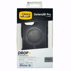OtterBox Defender Pro with MagSafe Black Phone Case
New in Box
iPhone 16